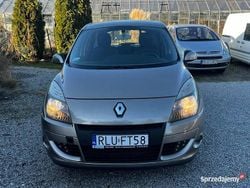 Używany 2010 Renault Scénic III Minivan | 12 800 zł (Dobra cena)