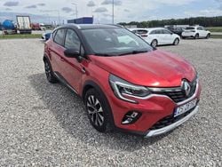 Czerwony Używany 2022 Renault Captur SUV | 62 730 zł (Uczciwa cena)