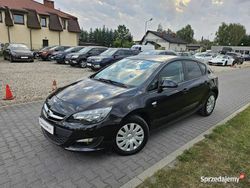 Czarny Używany 2014 Opel Astra Hatchback | 27 000 zł (Uczciwa cena)