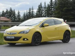Żółty Używany 2017 Opel Astra GTC OPC Hatchback | 32 300 zł