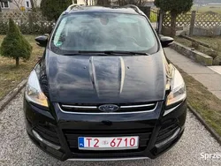 Czarny Używany 2015 Ford Kuga SUV | 42 900 zł (Dobra cena)