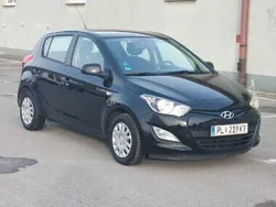 Czarny Używany 2014 Hyundai i20 Hatchback | 17 500 zł (Super Cena)