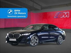 Czarny carbon m metalizowany Używany 2024 BMW 520 Comfort Edition Sedan/Limuzyna | 274 900 zł (Dość drogi)