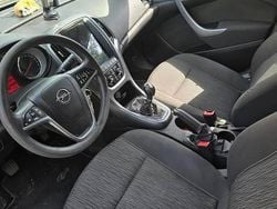 Czarny Używany 2013 Opel Astra Kombi | 17 200 zł (Uczciwa cena)