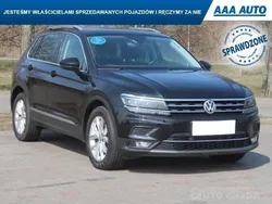Czarny Używany 2018 VW Tiguan SUV | 88 499 zł (Uczciwa cena)