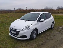 Biały Używany 2018 Peugeot 208 Hatchback | 29 500 zł (Uczciwa cena)