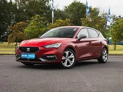 Czerwony Używany 2020 Seat Leon Hatchback | 76 999 zł (Dość drogi)
