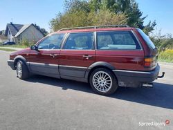 Bordowy Używany 1993 VW Passat Kombi | 12 000 zł