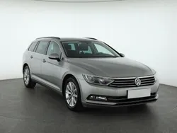 Srebrny Używany 2015 VW Passat Kombi | 50 999 zł (Uczciwa cena)