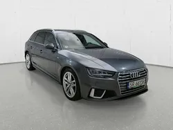 Szary Używany 2018 Audi A4 Kombi | 45 945 zł