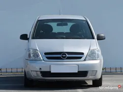 Srebrny Używany 2004 Opel Meriva Minivan | 3499 zł (Dobra cena)