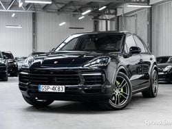 Czarny Używany 2020 Porsche Cayenne SUV | 369 000 zł