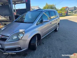 Szary Używany 2007 Opel Zafira Minivan | 5900 zł (Uczciwa cena)