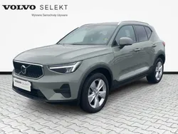 Zielony Używany 2024 Volvo XC40 SUV | 169 990 zł (Uczciwa cena)