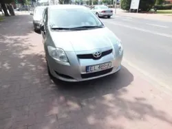 Srebrny Używany 2007 Toyota Auris Hatchback | 11 900 zł