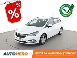 Biały (metalik) Używany 2018 Opel Astra Kombi | 42 800 zł (Uczciwa cena)