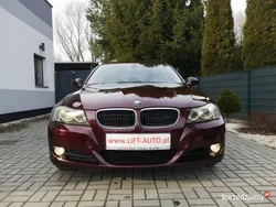 Bordowy Używany 2009 BMW 318 Sedan/Limuzyna | 31 900 zł (Drogi)