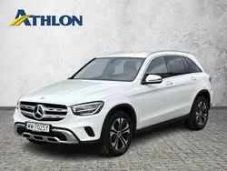 Biały Używany 2022 Mercedes GLC200 SUV | 172 600 zł (Dobra cena)