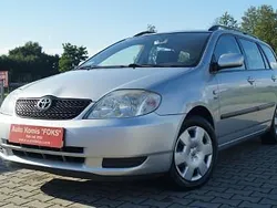Srebrny (metalik) Używany 2004 Toyota Corolla Kombi | 6300 zł (Dobra cena)