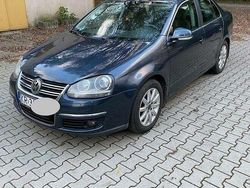 Niebieski Używany 2007 VW Jetta Sedan/Limuzyna | 10 500 zł (Dobra cena)