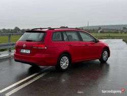 Czerwony Używany 2017 VW Golf VII Kombi | 32 500 zł (Uczciwa cena)