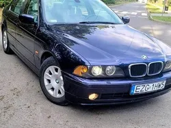 Granatowy Używany 2001 BMW 525 Sedan/Limuzyna | 27 800 zł