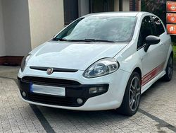 Biały Używany 2011 Fiat Punto Evo Hatchback | 13 900 zł (Uczciwa cena)
