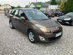 Beżowy (metalik) Używany 2010 Renault Scénic III Minivan | 20 900 zł (Uczciwa cena)