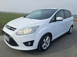 Biały Używany 2012 Ford C-MAX Minivan | 24 990 zł (Uczciwa cena)