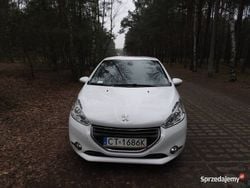 Używany 2013 Peugeot 208 Hatchback | 27 700 zł (Uczciwa cena)