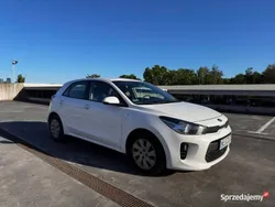 Biały Używany 2017 Kia Rio Hatchback | 32 400 zł