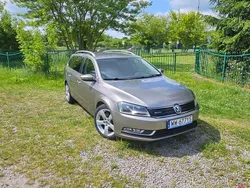 Beżowy Używany 2012 VW Passat Kombi | 20 900 zł (Dobra cena)