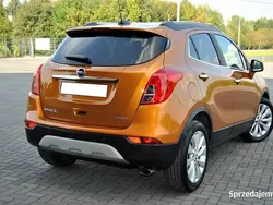 Pomarańczowy (metalik) Używany 2018 Opel Mokka SUV | 55 900 zł (Uczciwa cena)