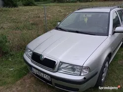 Srebrny Używany 2006 Skoda Octavia Kombi | 7900 zł (Uczciwa cena)