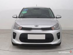 Srebrny Używany 2017 Kia Rio Hatchback | 34 499 zł (Uczciwa cena)