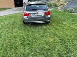 Szary Używany 2009 BMW 330 Kombi | 32 500 zł (Drogi)