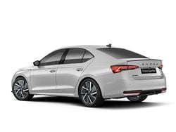 Biel moon metalizowany Nowe 2026 Skoda Octavia SportLine | 207 500 zł