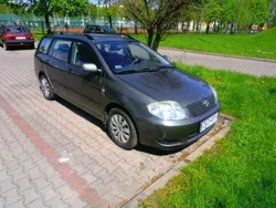 Szary Używany 2003 Toyota Corolla Kombi | 5900 zł