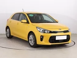 Żółty Używany 2018 Kia Rio Hatchback | 44 999 zł (Uczciwa cena)
