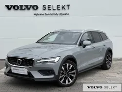 Szary Używany 2024 Volvo V60 CC Kombi | 199 900 zł (Uczciwa cena)