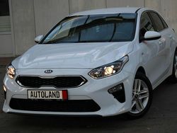 Biały (metalik) Używany 2019 Kia Ceed Hatchback | 59 999 zł