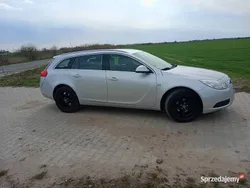 Srebrny Używany 2010 Opel Insignia Kombi | 22 500 zł (Uczciwa cena)