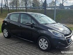 Czarny Używany 2015 Peugeot 208 Hatchback | 21 500 zł (Uczciwa cena)