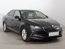 Czarny Używany 2020 Skoda Superb Hatchback | 88 999 zł (Uczciwa cena)