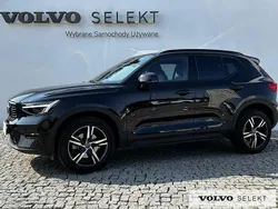 Czarny Używany 2025 Volvo XC40 SUV | 174 900 zł (Uczciwa cena)