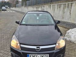 Czarny Używany 2004 Opel Astra Hatchback | 5500 zł (Uczciwa cena)