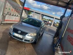 Niebieski Używany 2007 VW Passat Sedan/Limuzyna | 13 000 zł (Dość drogi)