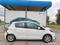 Biały Używany 2017 Toyota Yaris Hybrid Hatchback | 15 999 zł (Super Cena)