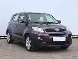 Fioletowy Używany 2009 Toyota Urban Cruiser SUV | 17 999 zł