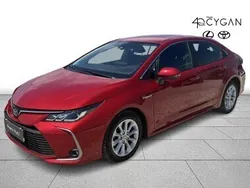 Czerwony Używany 2021 Toyota Corolla Comfort Sedan/Limuzyna | 85 400 zł (Uczciwa cena)